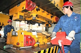 精密五金沖壓廠，市場機(jī)遇與競爭分析